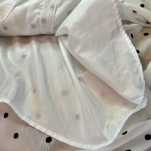 EVERLY Polka Dot Dress in White and Black Size Small - Picture 10 of 13